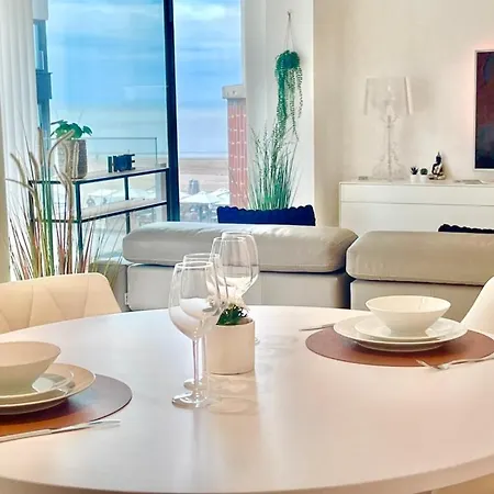 Luxury 210 - Adult Only Apartamento Koksijde