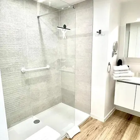 Luxury 210 - Adult Only Koksijde